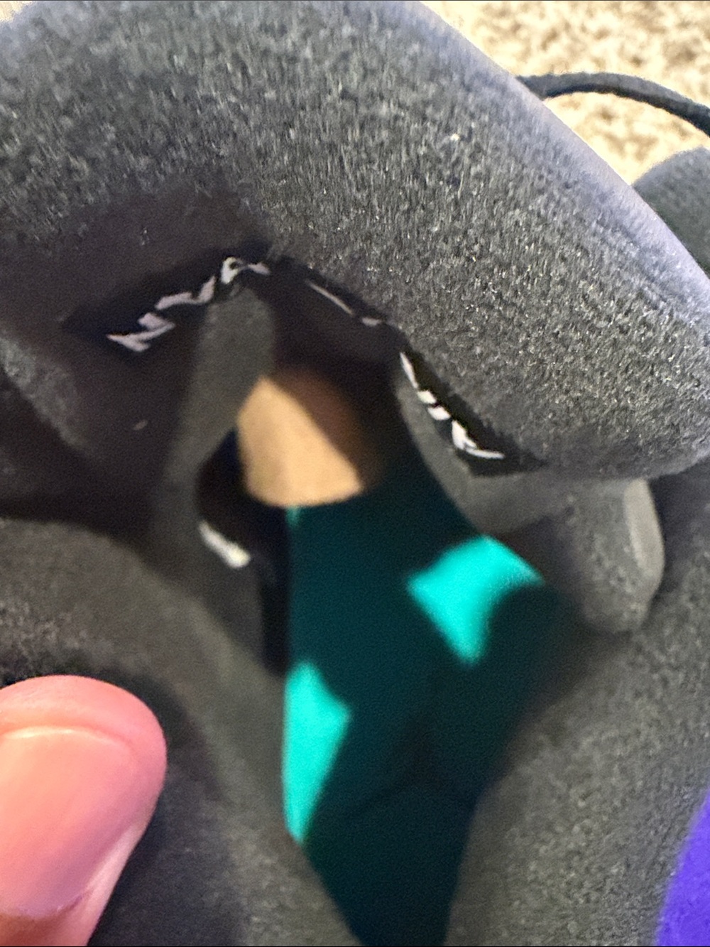 Nike Air Jordan Retro 5 Reverse Grape excellent condition - Picture 6 of 10